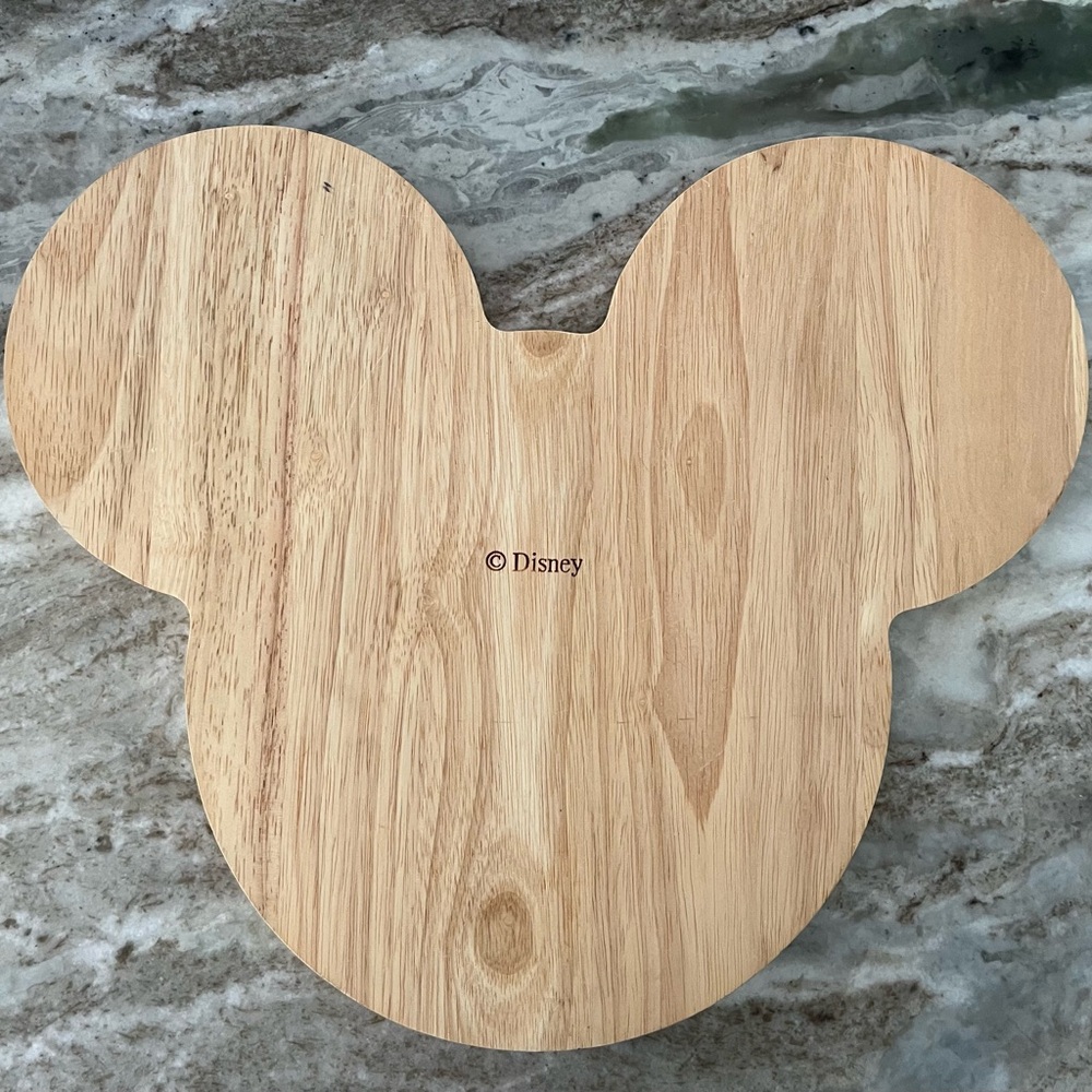 Disney Mickey Mouse cutting board/serving tray - Picture 4 of 13